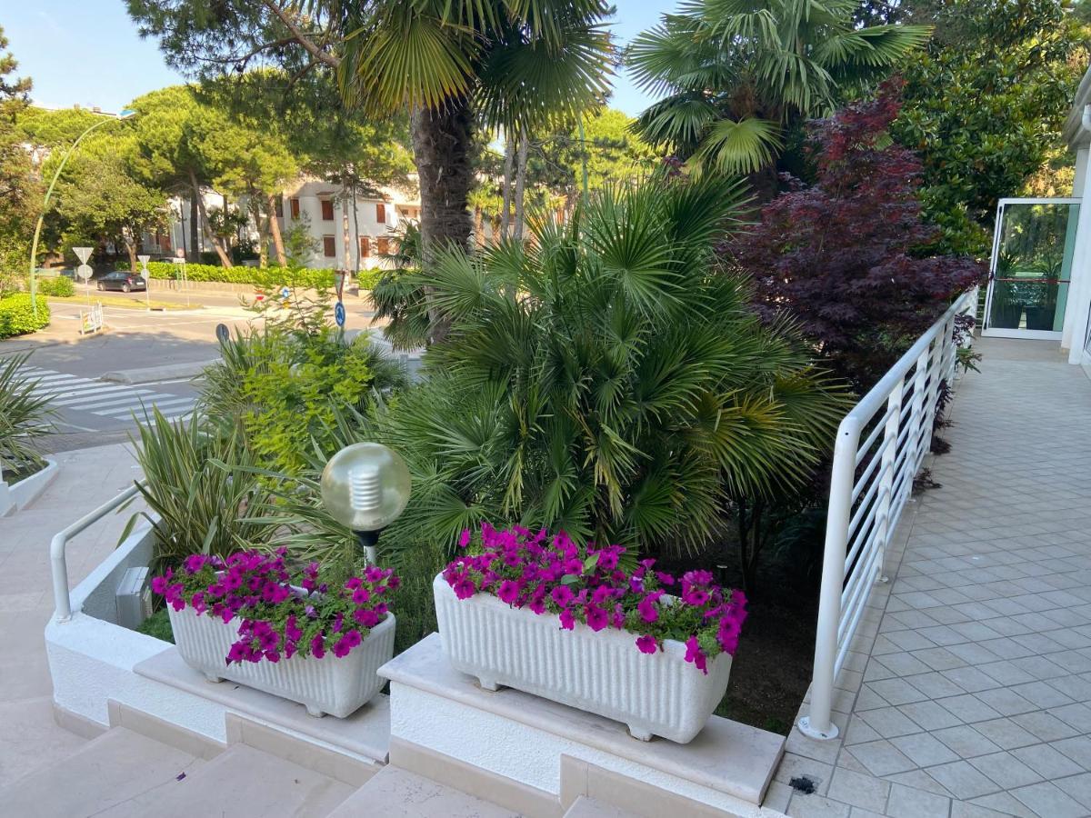 Hotel San Francisco Lignano Sabbiadoro Luaran gambar